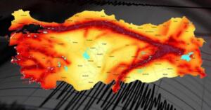 Ege Denizi'nde İzmir'in Urla ilçesi açıklarında saat 10.30'da 4,4 büyüklüğünde bir deprem meydana geldi. AFAD, "Urla açıklarında meydana gelen #deprem sonrası, an itibarıyla, olumsuz bir ihbarın bulunmadığı bilgisi alınmıştır." açıklamasını yaptı. Afet ve Acil Durum Yönetim Başkanlığı'nın internet sitesinden yapılan bilgilendirmeye göre, Urla ilçesi açıklarında, saat 10.30'da 5,29 kilometre derinlikte ve 4,4 büyüklüğünde deprem kaydedildi. 