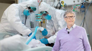 Microsoft Corp başkanlığından 2014 yılında ayrılan Gates, Bill ve Melinda Gates Vakfı aracılığıyla Kovid-19 salgınıyla küresel düzeyde mücadeleyi desteklemek için en az 1.75 milyar  dolar taahhüt etti. Bu kaynak, bazı aşı üreticilerinin, tanıların ve potansiyel tedavilerin desteklenmesini içeriyor.
