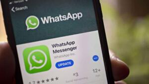 2021 yılının başlarında dünyanın en popüler mesajlaşma uygulaması WhatsApp‘ın duyurduğu gizlilik sözleşmesi global anlamda sorun yaratmıştı. Birçok ülkeden devlet adamlarının da bu sözleşmeye karşı çıkmasının ardından şirket sözleşmenin yürürlüğe konmasını 15 Mayıs 2021’e ertelemişti. Bugün ise 15 Mayıs’tan sonra gizlilik sözleşmesini onaylamayanları neler beklediğini WhatsApp açıkladı