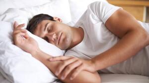 Uykuya dalmakta sık sık zorluk çekiyorsanız, 4-7-8 tekniğini en büyük yardımcılarınızdan biri olabilir. Son zamanlarda oldukça popüler hale gelen ve uyku sorunlarını ortadan kaldıran 4-7-8 tekniğinin, bütün hafta uyguladıktan sonra uykuya dalmak için en kolay ve en etkili yöntemlerden biri olduğunu göreceksiniz.