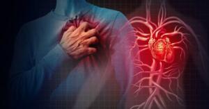 Tüberköloz Tüberküloz akciğerlerde bakteri kaynaklı enfeksiyon olmasıdır. Bu durum göğüs bölgesinde ağrıya ek olarak öksürük, öksürürken kan gelmesi, ateş ve yorgunluk gibi semptomlara da neden olur. Zatürre benzeri belirtilere neden olduğu ve açıkça enfeksiyon işaretleri ile ortaya çıktığı için bu durum da kalp krizi ile karıştırılmaz. Sonsöz Göğüs ağrısı kalp krizi dışında birçok hafif veya ciddi durumdan kaynaklanıyor olabilir. Bu saydığımız hastalıkların göğüs ağrısına neden olması bu ağrıyı önemsiz yapmaz. Sebebi her ne olursa olsun ağrılarınız olduğunda doktorunuza danışmalı ve tıbbi yardım almalısınız. Göğüs ağrısını kendiniz teşhis etmeye kalkar iseniz doğru tedavinin gecikmesine neden olabilir ve hayati tehlikeniz olmamasına rağmen bu tehlikeyi yaratabilirsiniz.