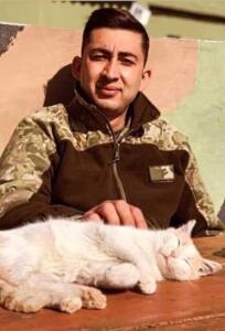 Irak'ın kuzeyinde yürütülen Pençe-Kilit Operasyonu bölgesinde PKK'lı teröristlerle çıkan çatışmada hayatını kaybeden Piyade Uzman Çavuş Hüseyin Cankaya'nın geride bıraktığı vasiyet mesajı duygulandırdı. Çatışma bölgesinde görev yapan Hüseyin Cankaya'nın şehit düşmeden önce Kaan isimli arkadaşına mesaj attığı öğrenildi.