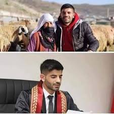 ÇOBAN ADEM’İN BAŞARI HİKAYESİ
Dersim’de zorlu bir yaşamın arasından, ailesine ait koyun sürüsüne çobanlık yaparak eğitim hayatını sürdüren Adem Aydın, çocukluk hayali olan hukuk fakültesini okuyor.
Sarıbalta köyünde yaşayan Adem Aydın, hayvancılıkla uğraşan ailesinin yanında çocukluğundan itibaren hem çobanlık yaptı, hem de hiçbir özel ders almadan hayalini gerçekleştirerek eğitimini sürdürdü. İlkokul eğitimini köyündeki okulda gören Aydın, orta öğrenimini ise Elazığ Mehmet Koloğlu Anadolu Lisesi’nde tamamladı. Ardından ülke genelinde ilk 3 bine giren ve hayali olan İstanbul Üniversitesi Hukuk Fakültesi’ne yerleşen Aydın, şuanda 4. sınıfta eğitim hayatını sürdürüyor. Covid-19 pandemisi nedeniyle köyünde olan zor şartlara rağmen, koyun sürüsü önünde ders çalışarak sınavlara hazırlanan 21 yaşındaki Adem Aydın, “savcı” olma hayalini gerçekleştirmek için çaba göstermeyi sürdürüyor. Bu yıl mezun olduktan sonra hakim ve savcılık sınavlarına girmeyi planlayan Aydın, hayaline kavuşmanın planlarını yapıyor.
Küçüklüğünden beri eğitim konusunda sürekli idealleri ve hayalleri olduğunu aktaran Hukuk Fakültesi 4’üncü sınıf öğrencisi Adem Aydın, “Ben Çemişgezek ilçesi Sarıbalta köyünde yaşıyorum. Küçüklüğünden beri ailemle birlikte küçükbaş hayvancılık yapıyoruz. Kendimi bildim bileli biz bu işin içerisindeyiz. Küçüklüğümden beri eğitim konusunda hayallerim olmuştur. Hukuk okumak ve savcı olmak istiyordum. Şimdi bu yolda kendimi geliştirerek en yüksek dereceye kadar ilerlemek istiyorum. Köyümüzdeki okulda ilk ve ortaokul eğitimimi tamamladım. Sonra Elazığ Mehmet Koloğlu Anadolu Lisesinde lise eğitimimi tamamladım. Köye geldiğimde yine işimizi yapar, işimizin yanında eğitimimi de sürdürürdüm. Özellikle son sene hayvanların yanında fırsat buldukça ders çalışırdım. Sınava yönelik olarak test çözerdim. İlk sınavda ilk 3000’e girerek İstanbul Üniversitesi Hukuk Fakültesini kazandım. Çocukluğumdan beri bu fakülteyi ve bu üniversiteyi isterdim. Şu an orada okumaktayım ve son sınıftayım. Mezun olmama son altı ayım kadı.” dedi.