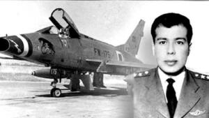 Yüzbaşım, Cayır cayır yanıyorsun, atla. (Ütğm. Öztarhan)
- Tamam, atladı. (Yüzbaşı Konedralı)
- Paraşütü açıldı. (Ütğm. Öztarhan)"
Paraşütle atlamayı başaran Topel, Peristeronori isimli Rum köyü yakınlarına indi, ancak Kıbrıs Rum Kesimi güçlerince esir alındı.
Esir düşen Topel'in uluslararası savaş hukukunun esirleri kapsayan maddelerine aykırı olarak yapılan işkenceler sonucu öldürüldüğü belirtildi. Rum Kesimi ise Topel'in yaralı olarak yakalandığını ve hastanede tedavi altına alındıktan sonra öldüğünü savundu.
Kıbrıs'taki ilk Türk hava harp şehidi olan Cengiz Topel'in naaşı, yoğun girişimler sonucu 12 Ağustos 1964'te alındı.
