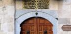 Mevlana Celaleddin Rumi’ nin türbesinin Kapısında ne yazıyor …?