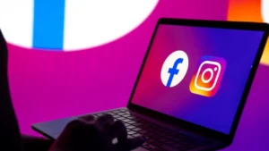 Instagram ve Facebook'a girmek isteyen kullanıcılar hata ile karşılaşıyor. Yaşanan yavaşlık nedeniyle aramalar iyice hızlandı. Sık sık "Instagram, Facebook çöktü mü, neden çöktü" sorusu geliyor.